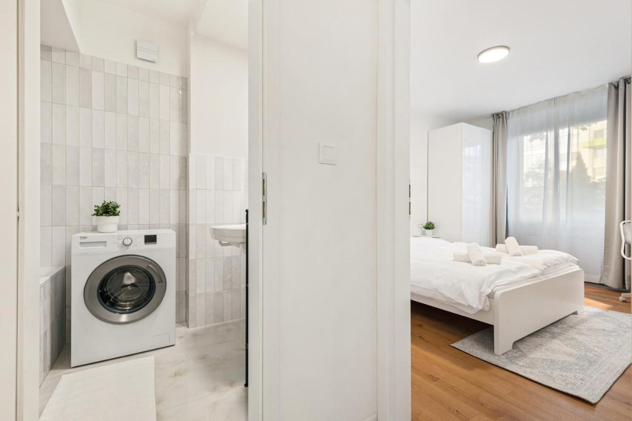 Bratislava Touch 2 Bedroom Apt Exteriör bild